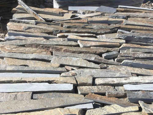 Горбушка златолит мультиколор для облицовки купить в Кунгуре