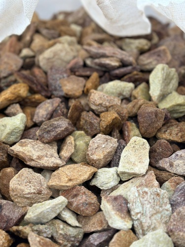 Златолит персиковый декоративная каменная крошка купить в Кунгуре