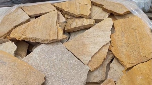 Плитняк златолит жёлтый для цоколя купить в Кунгуре