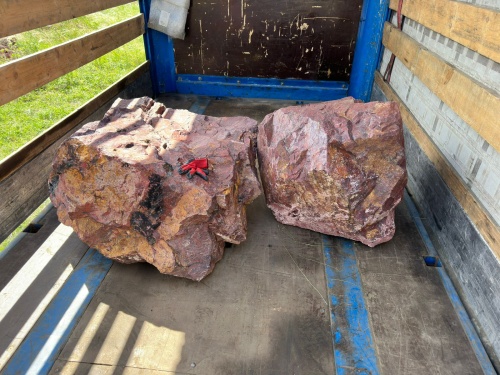 Ландшафтные глыбы красно-фиолетовые 200-1000 килограмм купить в Кунгуре