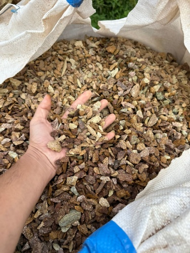 Златолит персиковый декоративная каменная крошка купить в Кунгуре