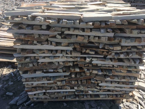 Горбушка златолит золотистый для облицовки купить в Кунгуре