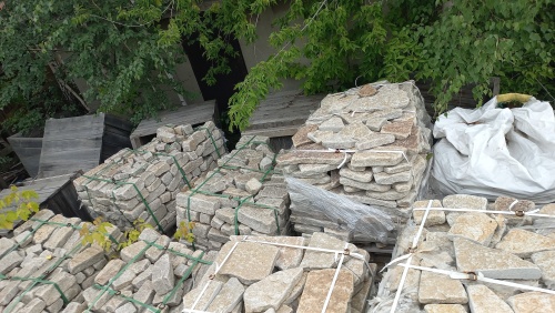 Плитняк гранитный галтованный купить в Кунгуре