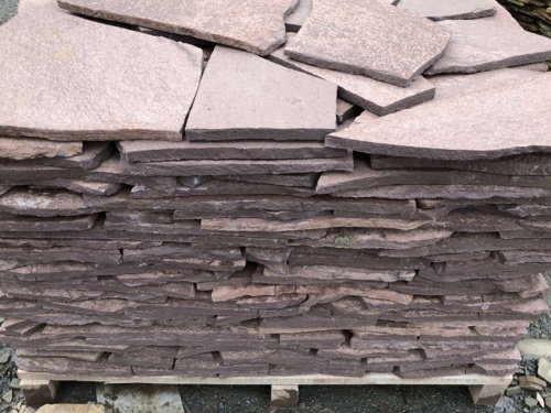 Плитняк лемезит бордовый для облицовки цоколя 20-25 мм  купить в Кунгуре