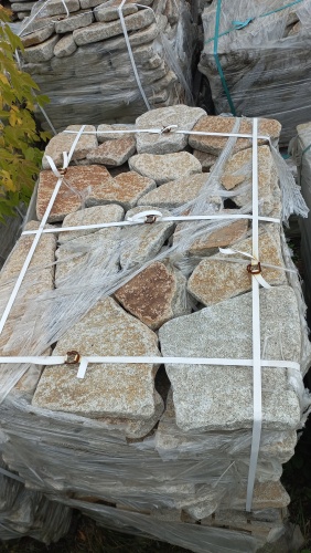 Плитняк галтованный гранитный для ландшафтного дизайна купить в Кунгуре