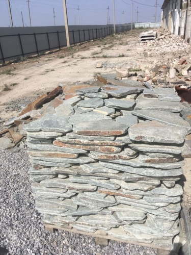 Златолит серебристый галтованный для цоколя купить в Кунгуре